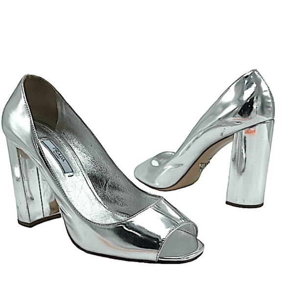 Prada Women's Metallic Chrome Silver Leather Open Peep-Toe Pumps size 7 - Picture 1 of 9